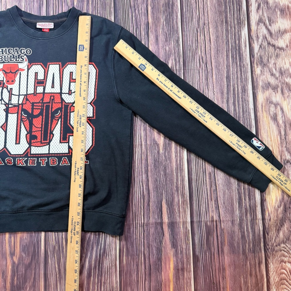 Mitchell Ness Chicago Bulls Basketball Crewneck Sweatshirt Black Vintage NBA M - Picture 2 of 8